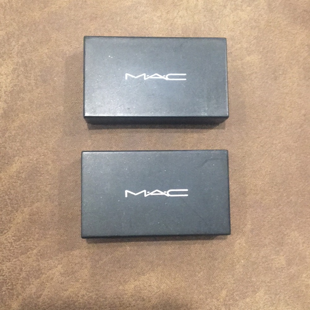 Mac eyeshadow